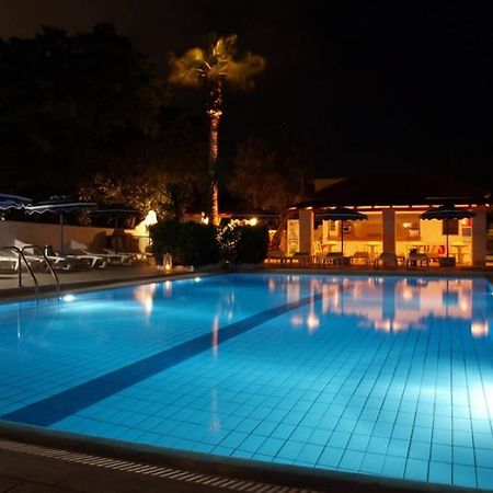 קרמסטי Margaret Hotel מראה חיצוני תמונה
