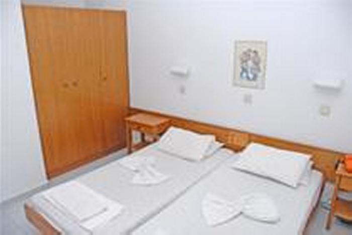 קרמסטי Margaret Hotel מראה חיצוני תמונה