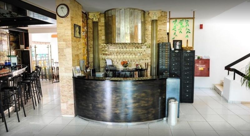 קרמסטי Margaret Hotel מראה חיצוני תמונה