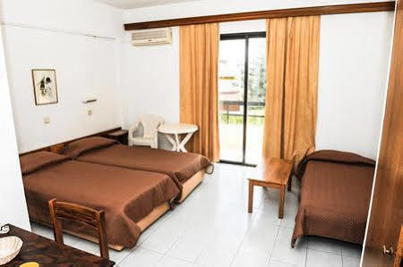 קרמסטי Margaret Hotel מראה חיצוני תמונה